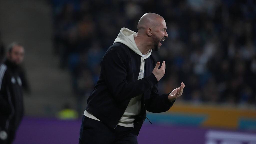 Christian Ilzer no jogo