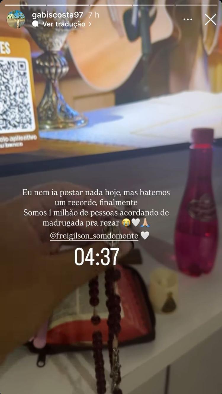 Gabriela Costa, que acompanha Frei Gilson desde 2021