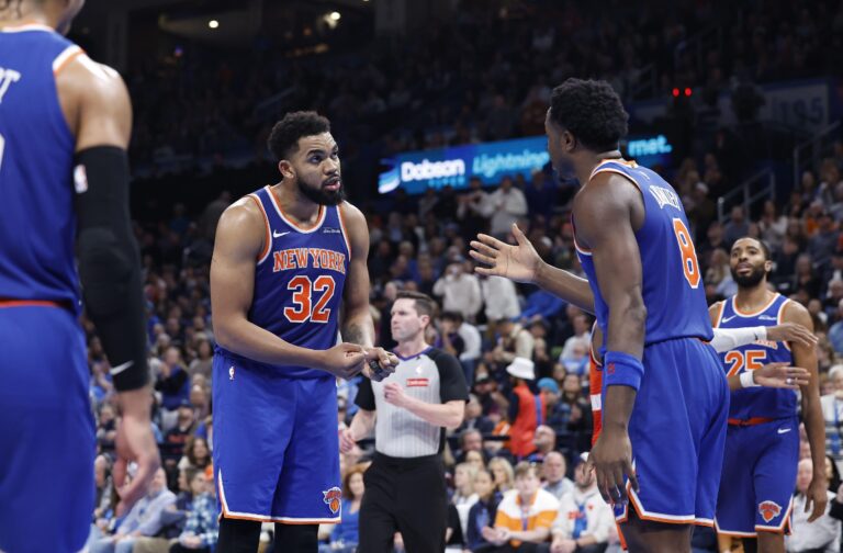 Lesões Preocupantes Marcam o Encontro Entre Knicks e Lakers