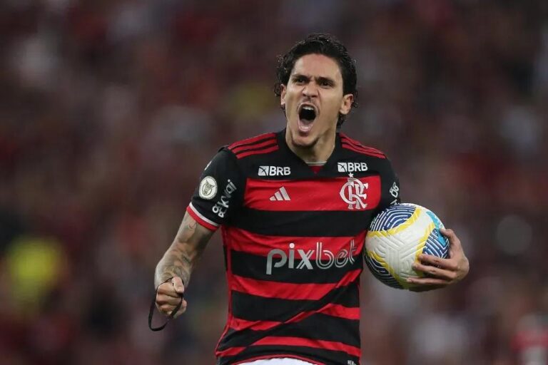 Pedro do Flamengo se aproxima do retorno aos gramados