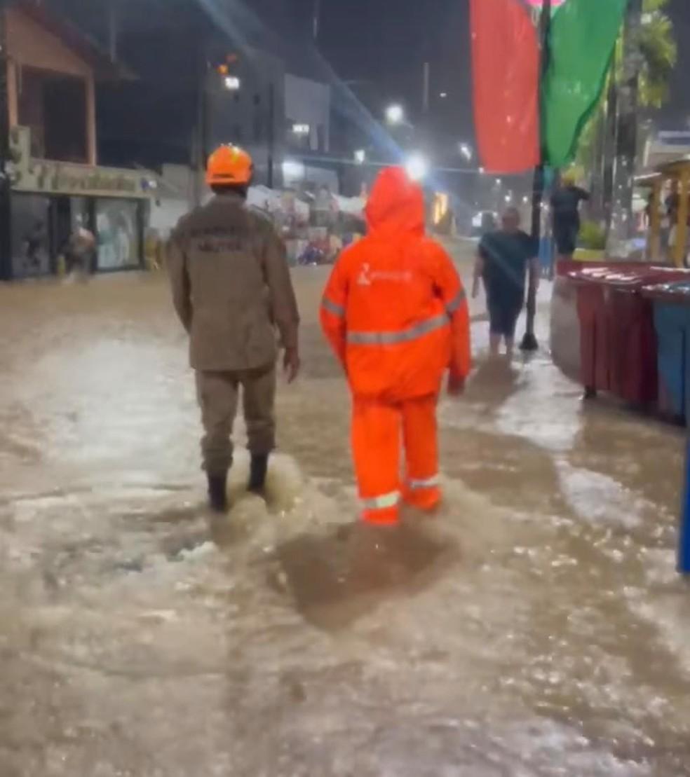 Forte chuva causou alagamentos em Cruzeiro do Sul — Foto: Divulgação
