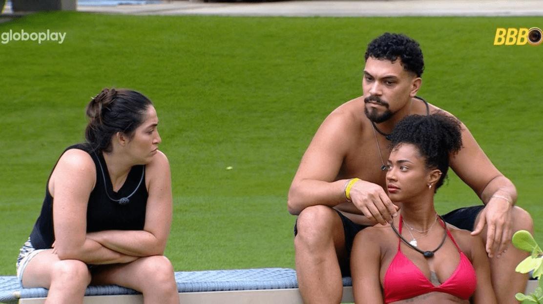 João Gabriel questiona Daniele sobre seu jogo no BBB