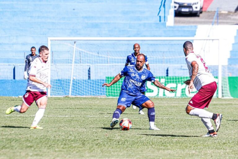 Empate sem gols marca confronto entre Taubaté e Juventus na Série A2