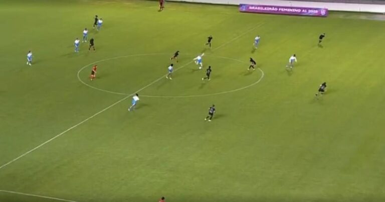 Manu Balbinot Brilha: Golaço do Meio de Campo em Derrota do Real Brasília