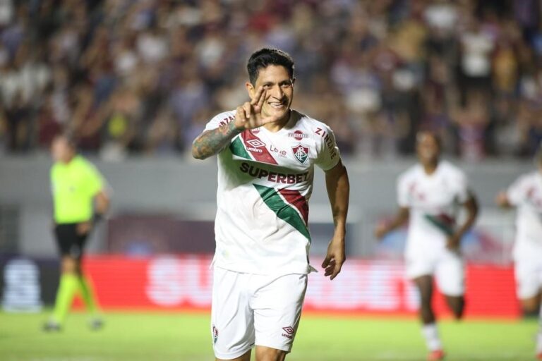Cano Marca 100º Gol pelo Fluminense e Ajuda Equipe a Avançar na Copa do Brasil