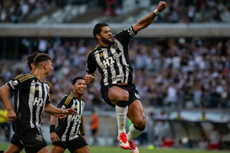Hulk é eleito o autor do gol mais bonito do Campeonato Mineiro