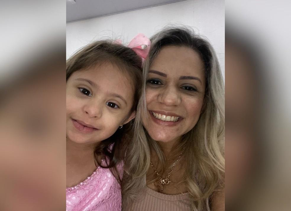 Mirian compartilhou a luta que teve desde a descoberta da síndrome de Down em sua filha, Helena