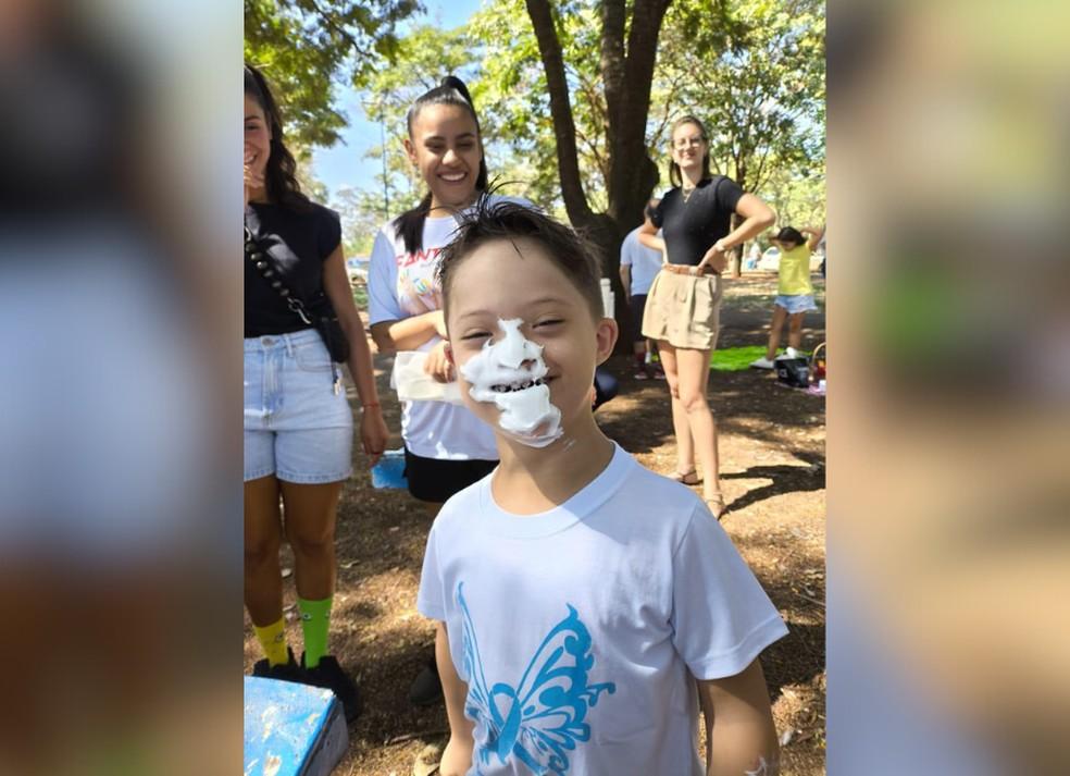 Para Érica, ser mãe de Mathias é uma experiência transformadora, repleta de desafios, mas também de muito aprendizado
