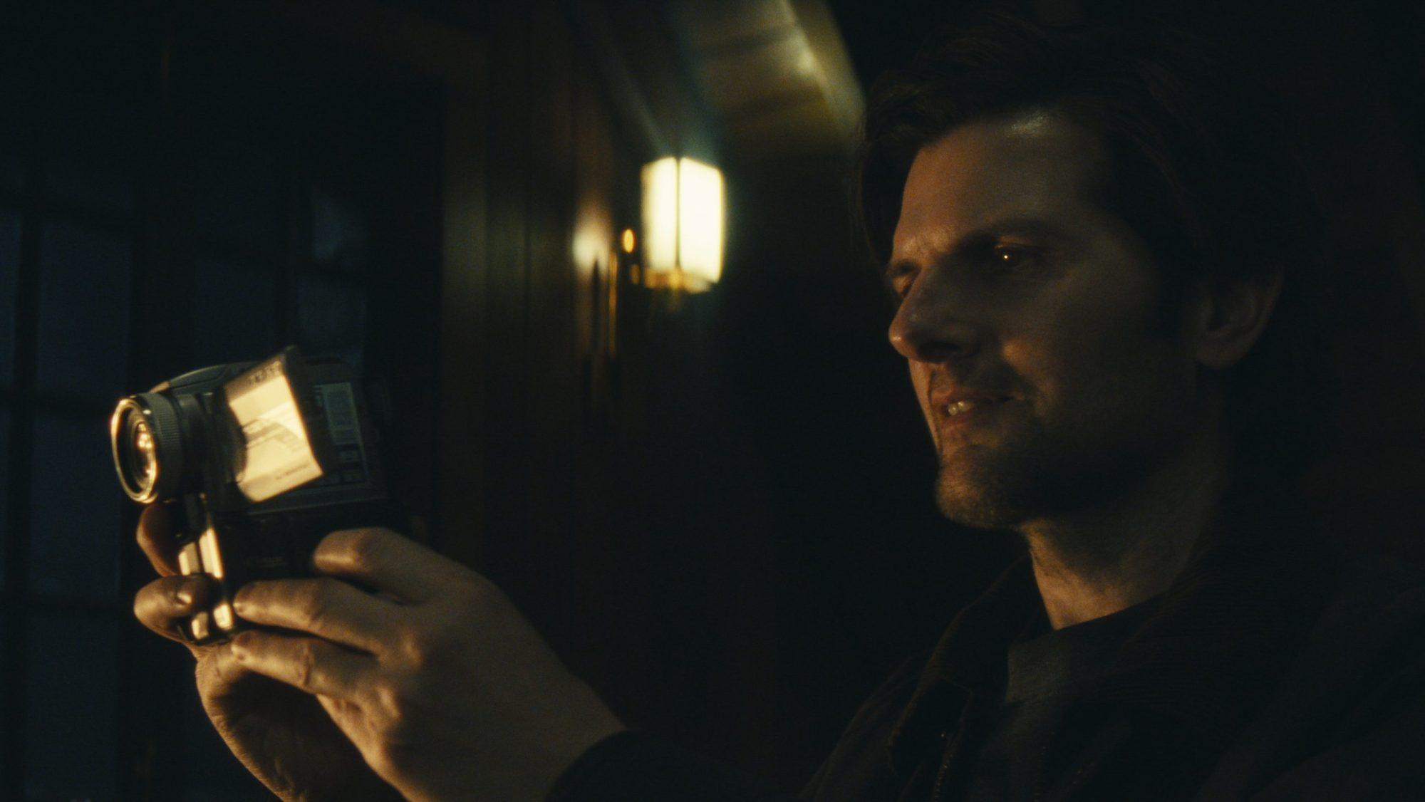 Mark (Adam Scott) na finale da segunda temporada