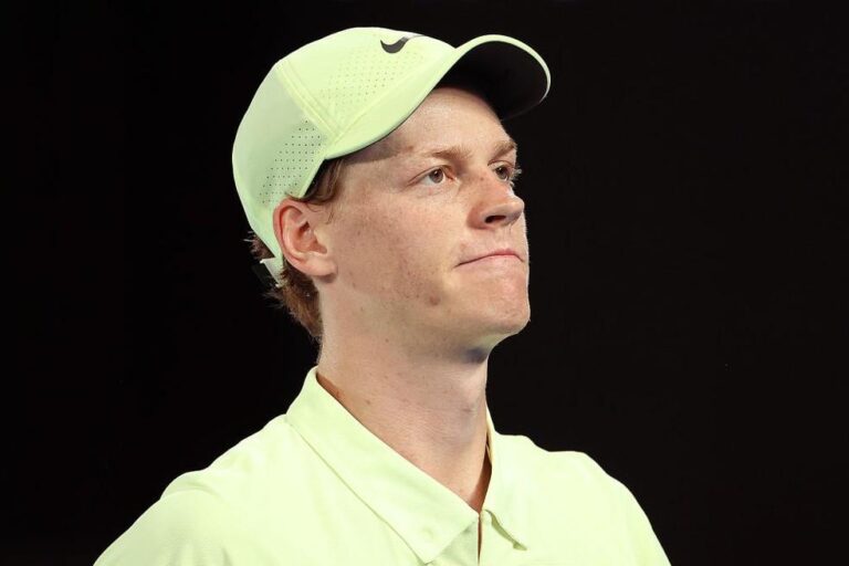 Jannik Sinner é vetado de premiação por doping e gera polêmica no tênis