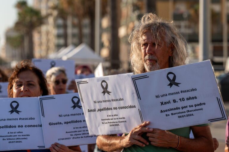 Aplicativo Inovador Ajuda Vítimas de Violência de Gênero em Cádiz a Coletar Provas