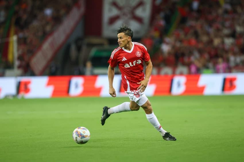 Internacional x Caxias - Bernabei