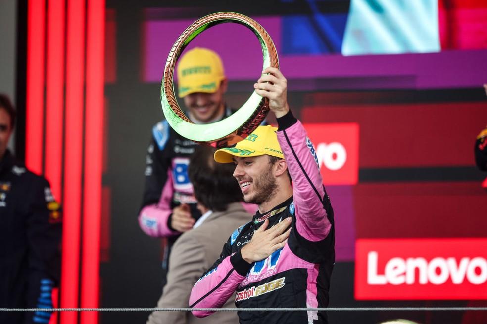 Pierre Gasly celebra pódio no caótico GP de São Paulo de 2024