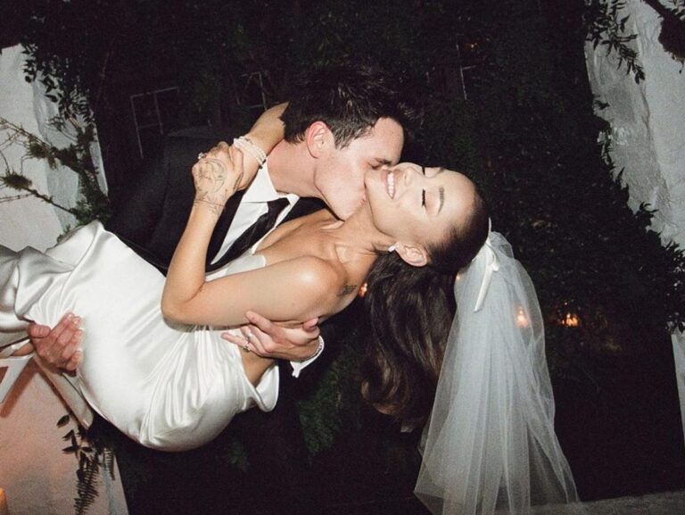 Ariana Grande aborda término com ex-marido em novas músicas