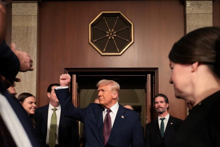 Todos os detalhes do tumultuado discurso de Trump ao Congresso