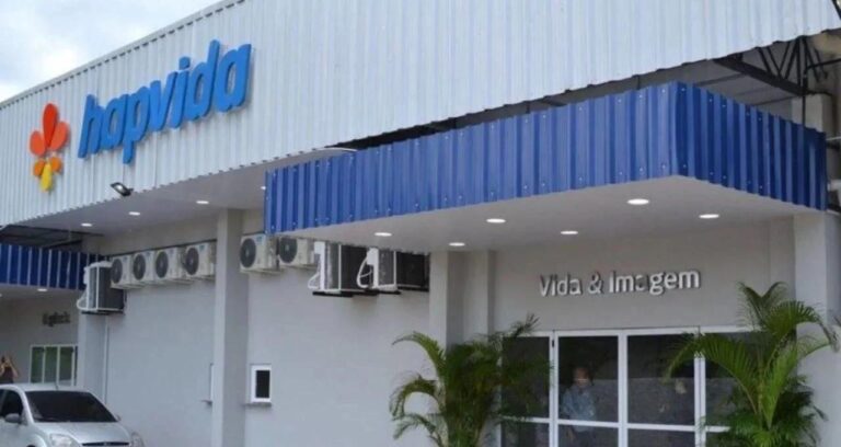 Hapvida registra lucro líquido ajustado de R$ 514,7 milhões no 4T24