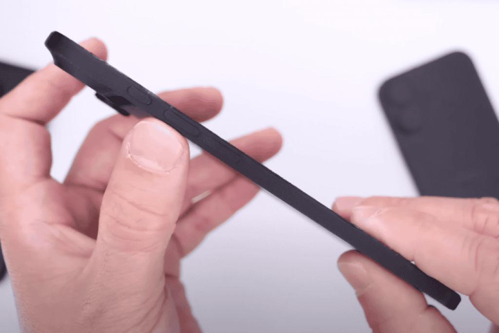 Vazamento do iPhone 17 Air pelo YouTuber iDeviceHelp