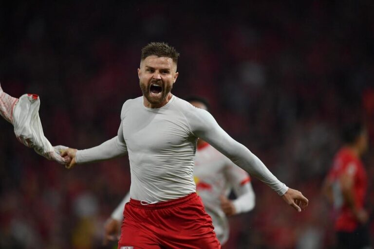 Bragantino: Eduardo Sasha fala sobre aprendizados e expectativa para o Brasileirão 2025