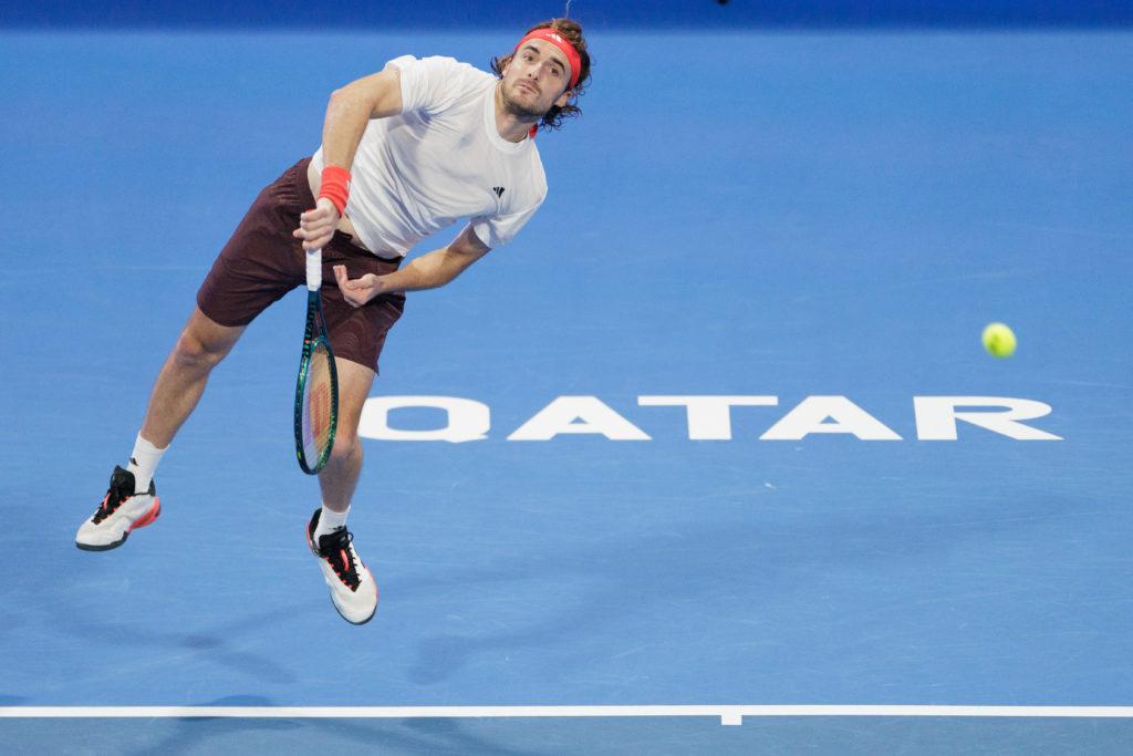 Stefanos Tsitsipas durante o torneio em Dubai