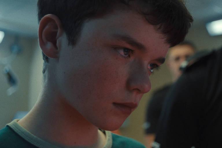 Série ‘Adolescência’ da Netflix se torna fenômeno em audiência mundial