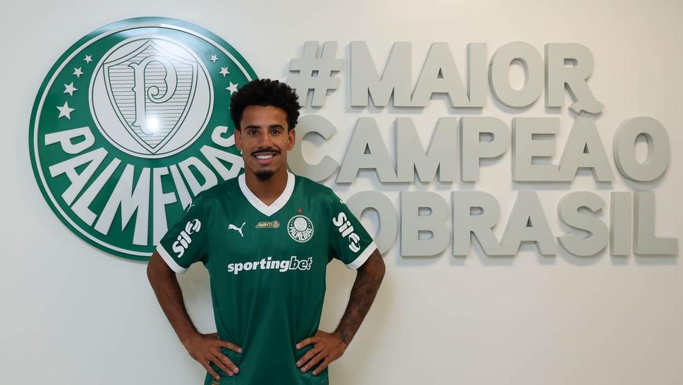 Lucas Evangelista é anunciado pelo Palmeiras