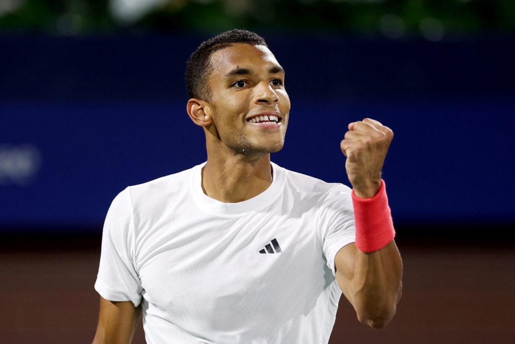 Felix Auger-Aliassime em ação durante o torneio