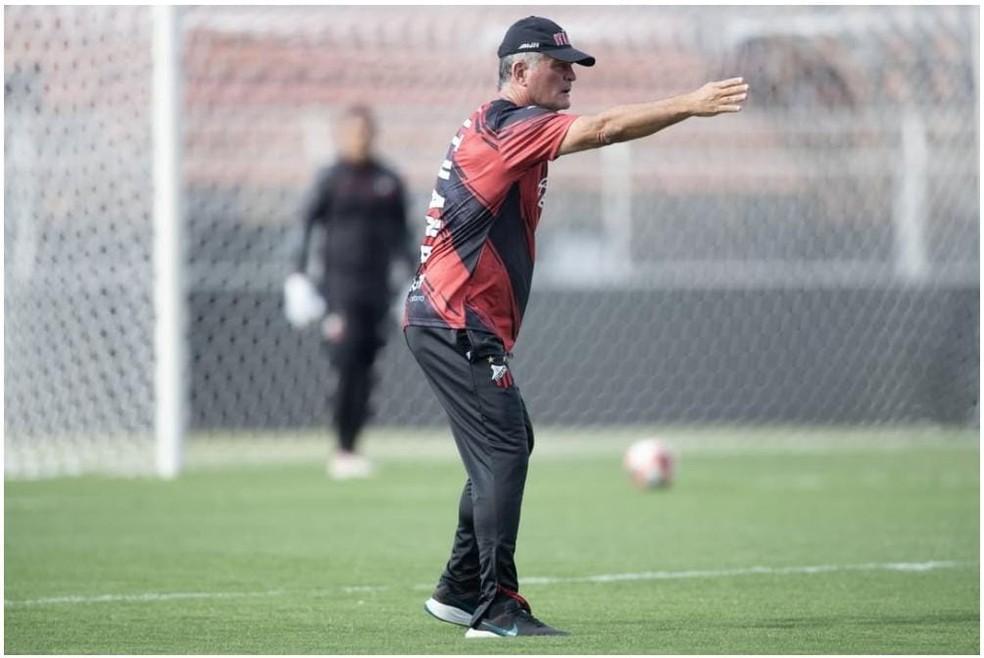 Mazola Júnior, técnico do Ituano