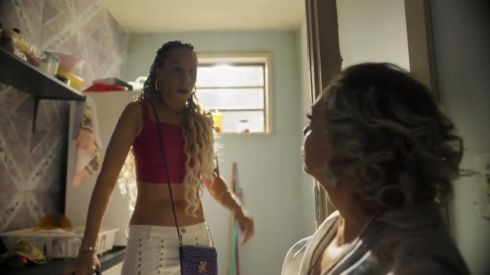 Berta vê Leidi no cativeiro