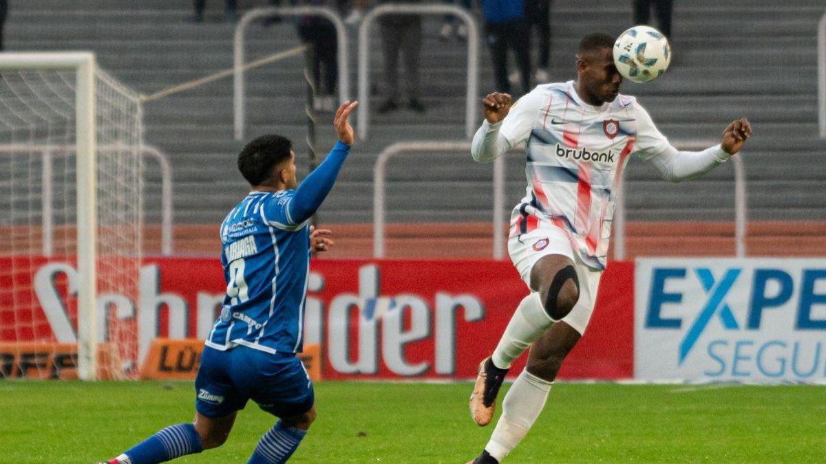 Godoy Cruz e San Lorenzo se enfrentam no Malvinas Argentinas