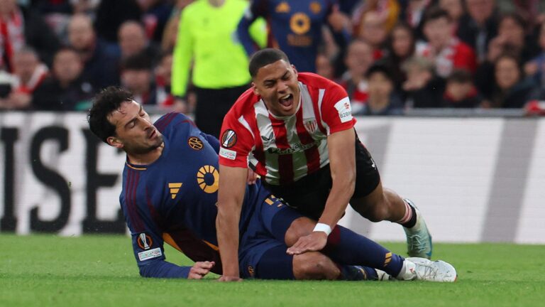 Hummels é Expulso em Jogo da Europa League e Complica a Situação da AS Roma