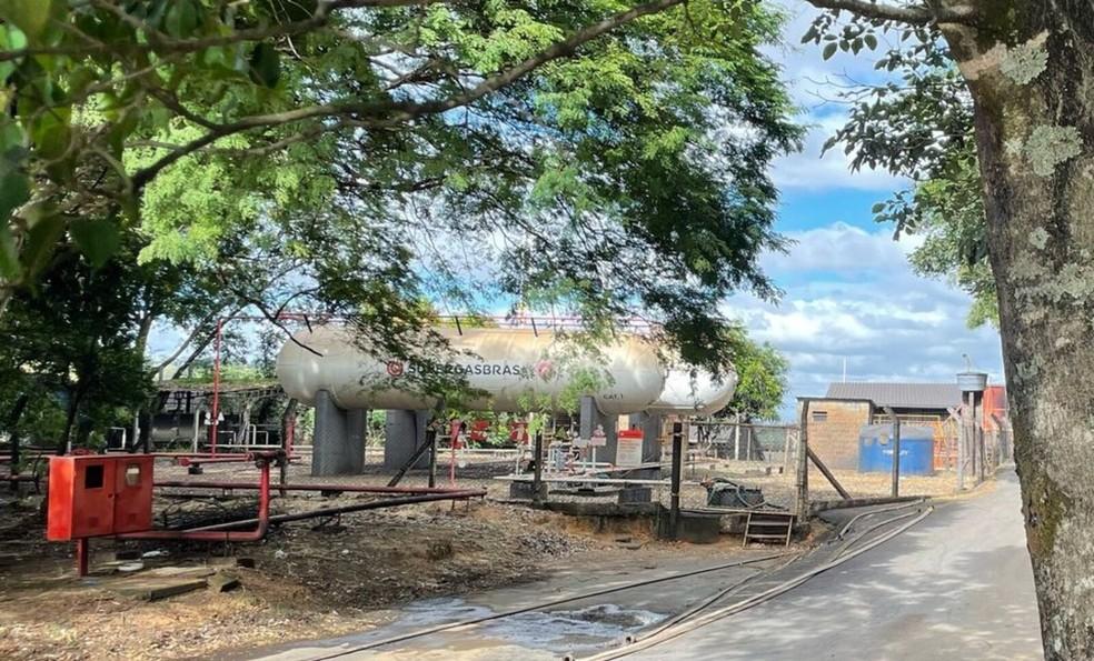 Empresa tem vazamento de gás após válvula de segurança trava aberta em Varginha