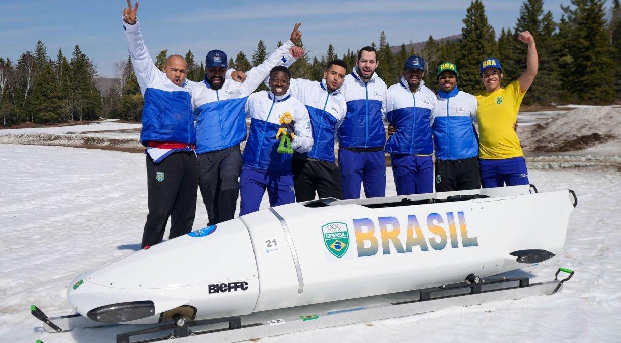 Time brasileiro do bobsled 4-man celebra conquista histórica no Mundial em Lake Placid