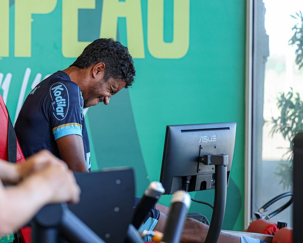 Gabriel também será baixa nesta noite