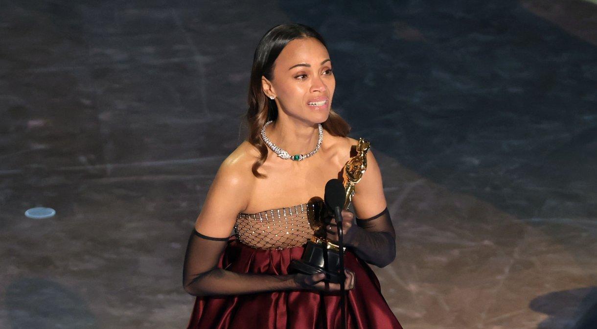 Zoe Saldaña venceu Oscar de Melhor Atriz Coadjuvante.