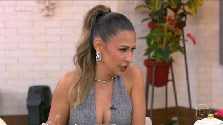 Simone Mendes Compartilha Sua Jornada de Emagrecimento e Relação com Simaria