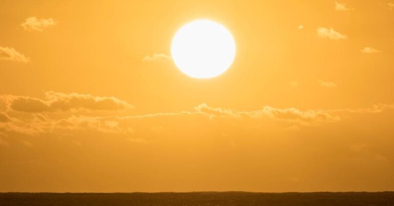 Previsão do Tempo para Guarapuava: Sol e Pancadas de Chuva Marcam o Fim de Semana