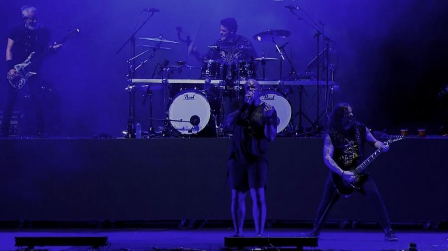 Sepultura em show no Lollapalooza Brasil 2025