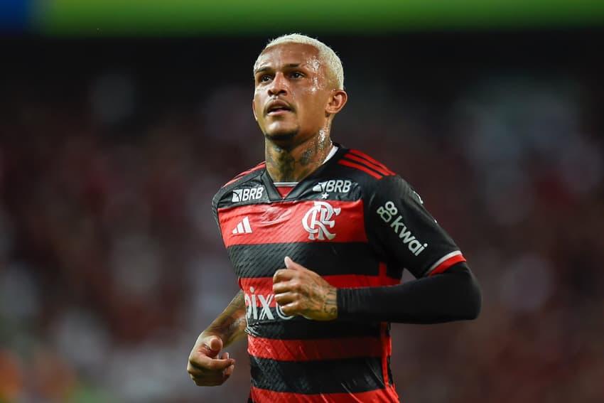 Wesley em ação pelo Flamengo.