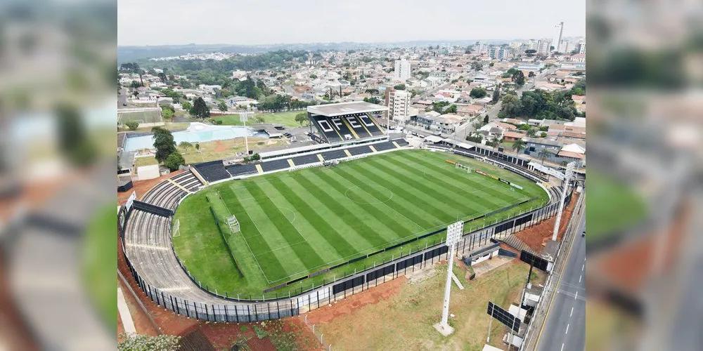 Estádio Germano Krüger, palco do jogo entre Operário e Londrina.