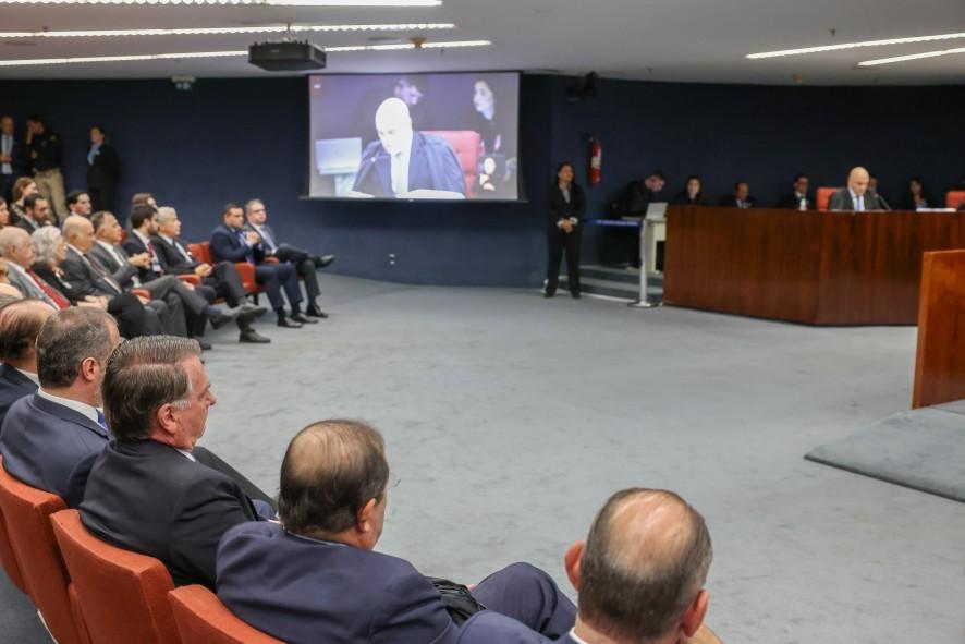 Primeira Turma do Supremo Tribunal Federal julga denúncia contra Jair Bolsonaro e outros sete acusados