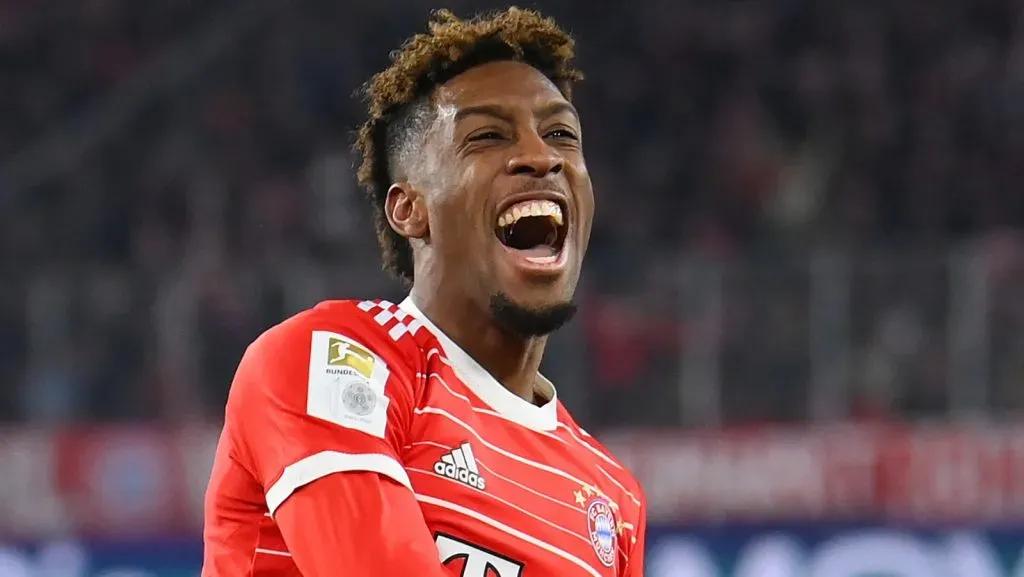 Kingsley Coman durante partida pelo Bayern de Munique