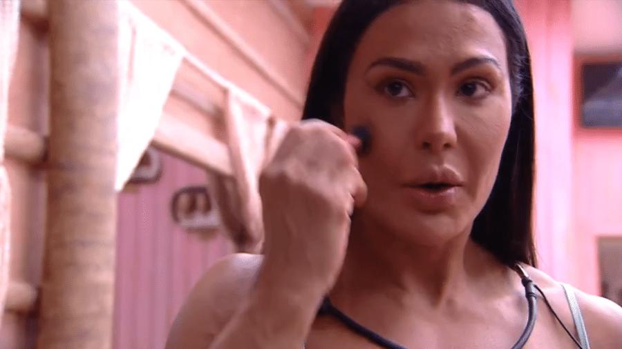 Gracyanne Barbosa comenta estado civil com Belo no BBB 25.