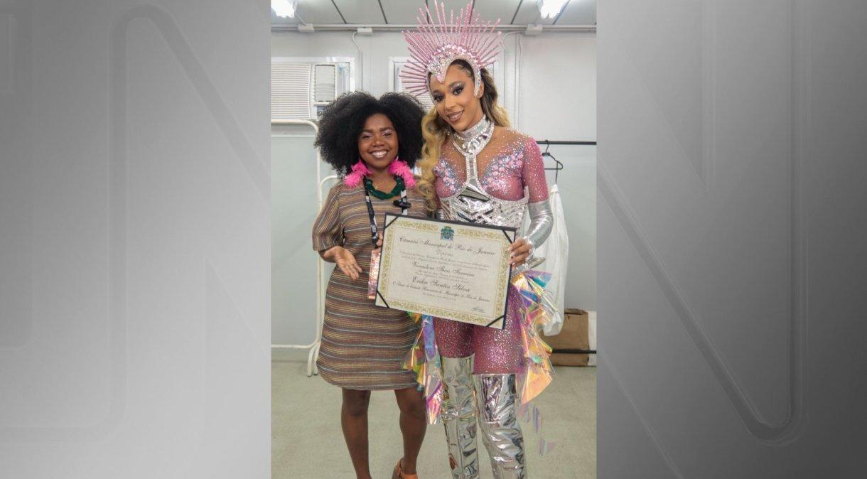 A deputada federal Erika Hilton (PSOL-SP) recebe o título de cidadã honorária do Rio de Janeiro.