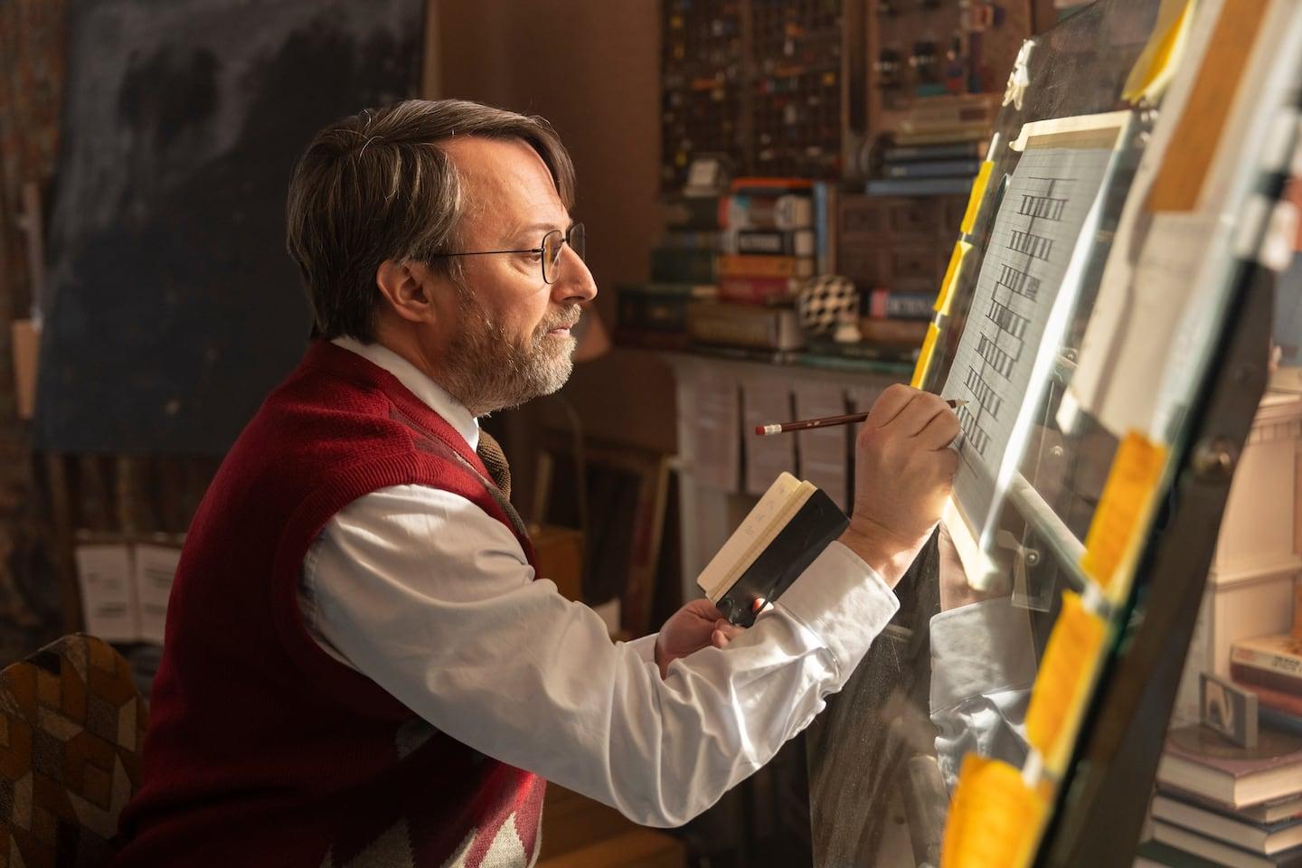 David Mitchell as John Taylor in 'Ludwig'.