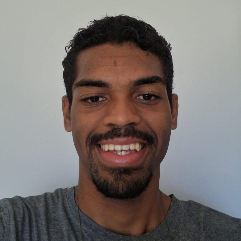 Thiago Carpini Confiante: Vitória Pronto para o Brasileirão 2025