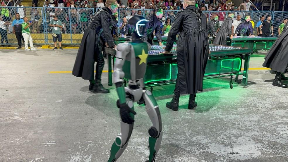 Robozinho da Mocidade no Setor 1