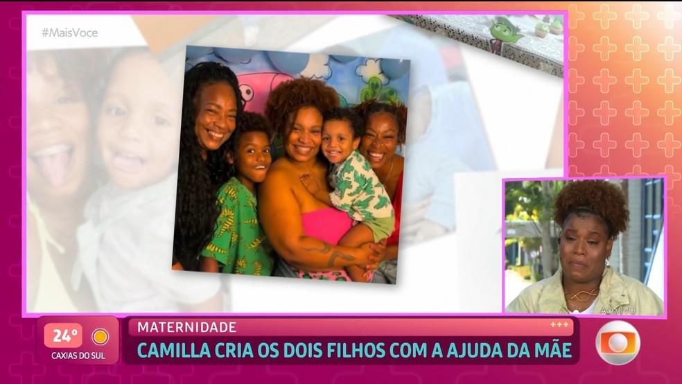 Camilla se emociona ao ver fotos dos filhos no Mais Você