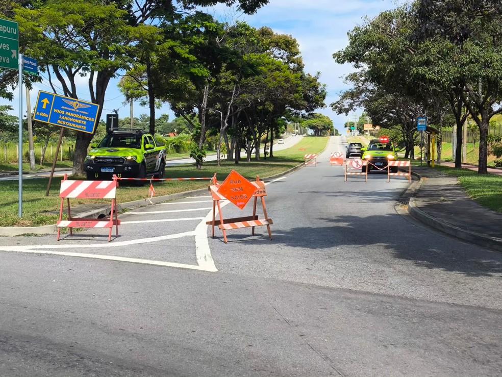 Desvio é feito a partir da rotatória da ETEC Benedito Storani