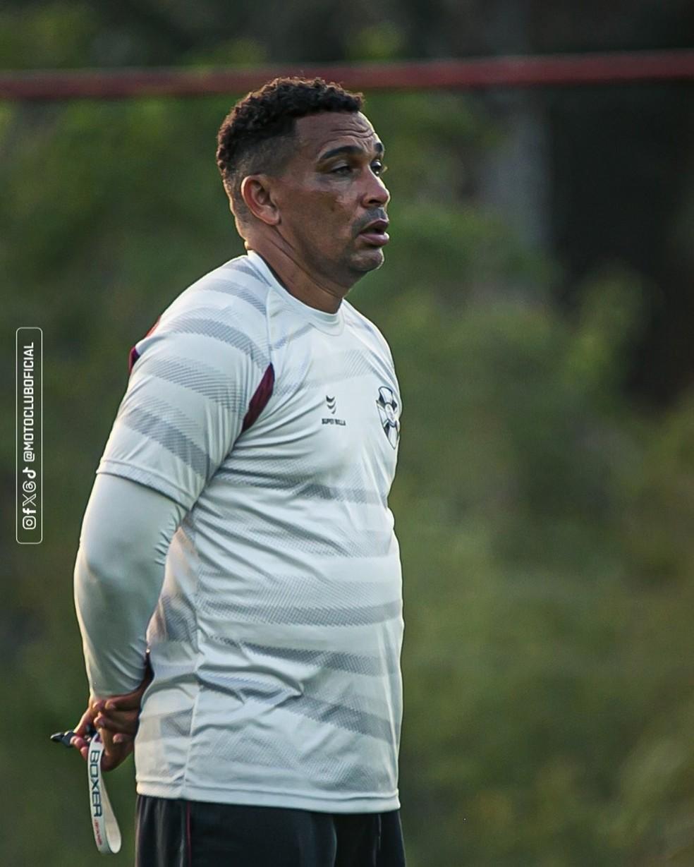 Zé Augusto, técnico do Moto Club