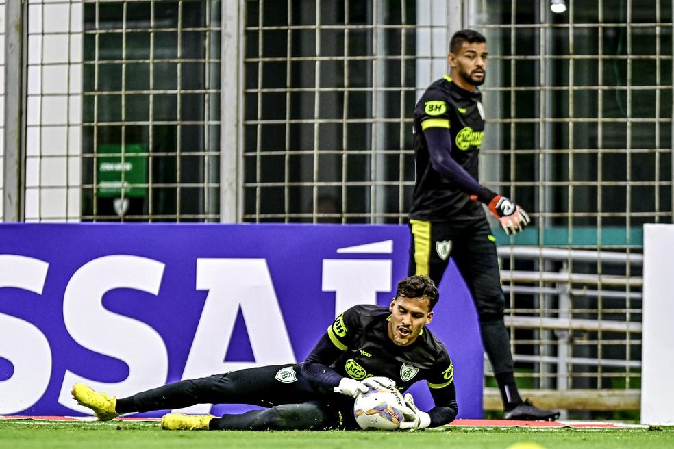 Matheus Mendes e Jori; América-MG